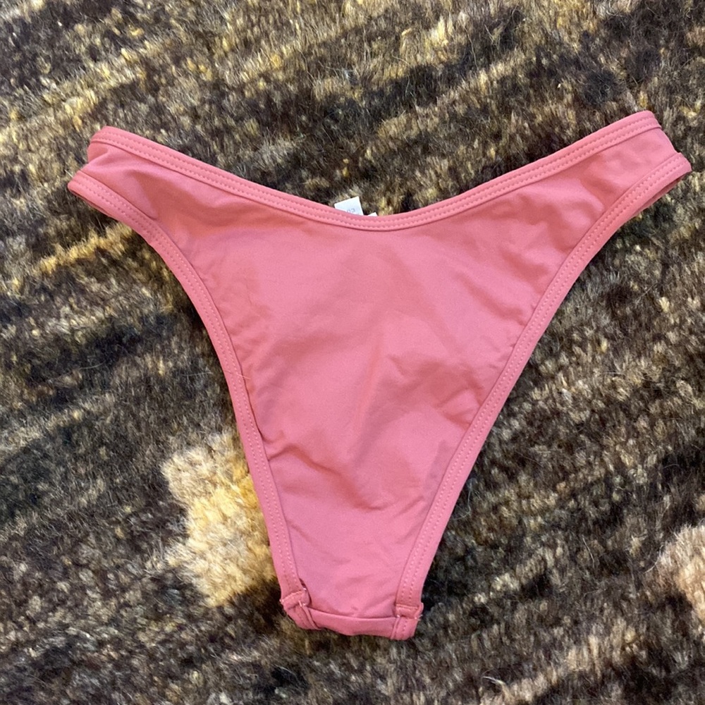 L space bottoms - Picture 3 of 3